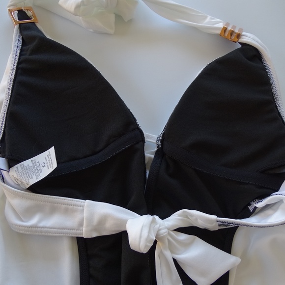 Bar III NWT One Piece White/Black Maillot Swimsuit - Picture 4 of 4